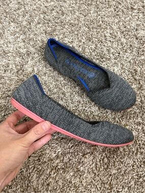 Rothys Women 7 The Flat Birdseye Charcoal Gray Pink Sole Round Toe Flats Shoes
